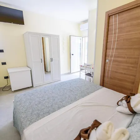 住宿加早餐酒店 Sea Elena Marina