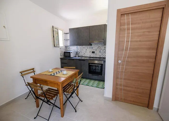 住宿加早餐酒店 Sea Elena Marina